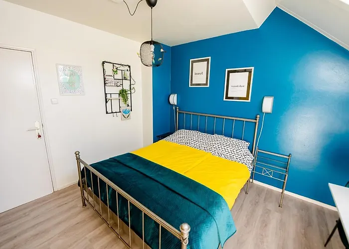 Bed & Breakfast Bed & Breakfast