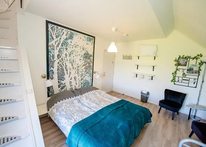 Bed & Breakfast Bed & Breakfast